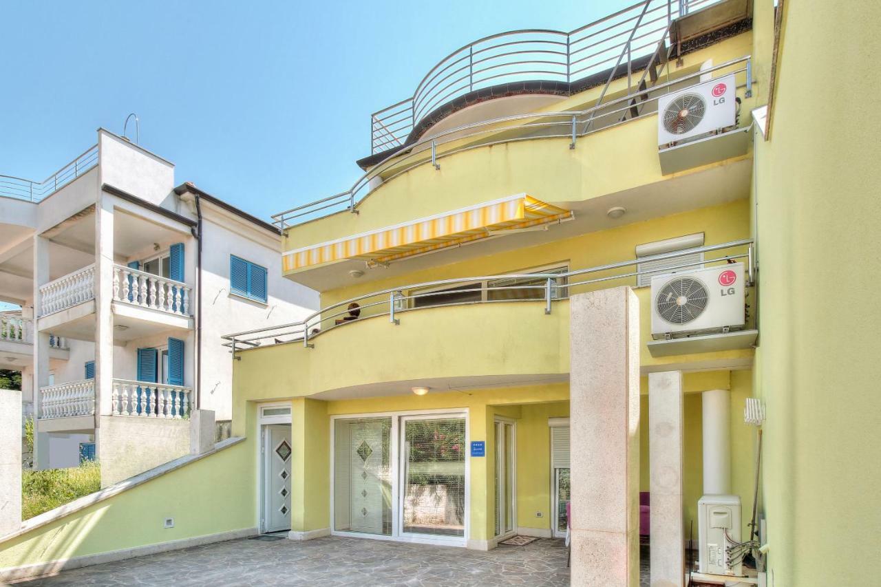 Apartment Katarina Crveni Vrh Exterior foto